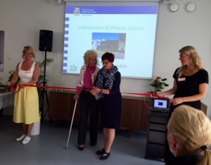 den110915anitasbildepoloten